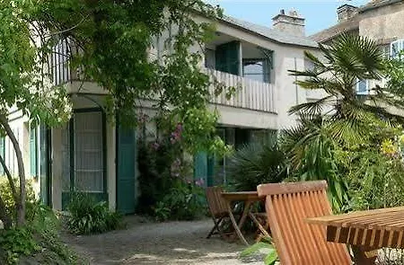 Hotel Les Fuchsias 3*
